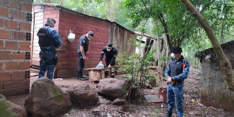ALLANAMIENTO. Vivienda del acusado en la cual secuestraron un cuchillo utilizado presuntamente en el crimen.