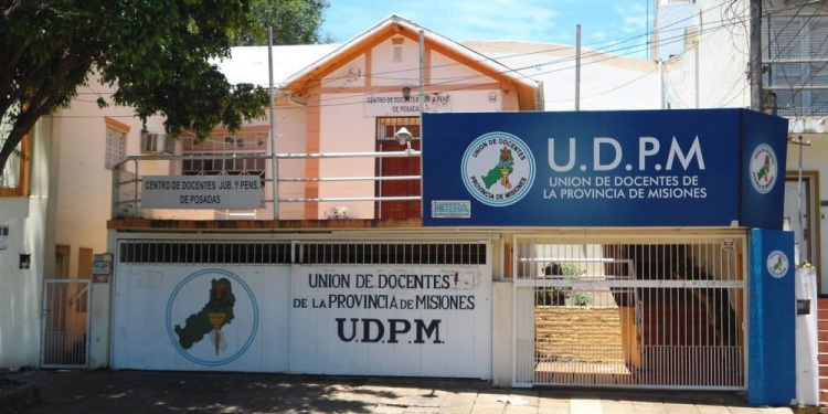 GREMIO DOCENTE. Domínguez integró ADOMIS pero ahora encabeza otra agrupación y busca llegar a la UDPM.