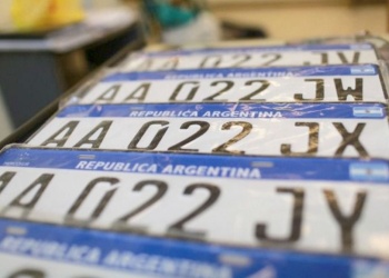 Por falta de insumos, la reposición de patentes y cédulas verdes tarda hasta 180 días