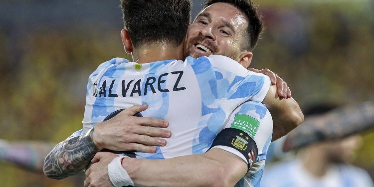 OTICIAS ARGENTINAS BAIRES, MARZO
29: Julián Álvarez festeja el
primer gol de ARgentina ante
Ecuador. Foto NA: CONMEBOL