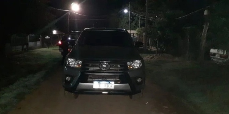 LA CAMIONETA DE LA VÍCTIMA. En esta Toyota Hilux llegó Catriel Urizar ante la sospecha de que le iban a robar.