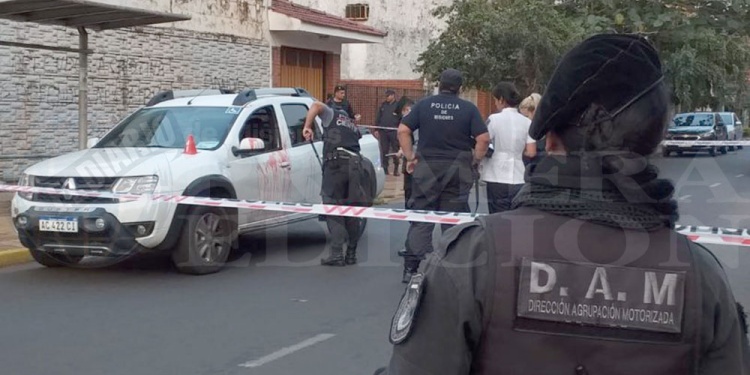 RENAULT OROCH. La camioneta manchada con sangre de la víctima.