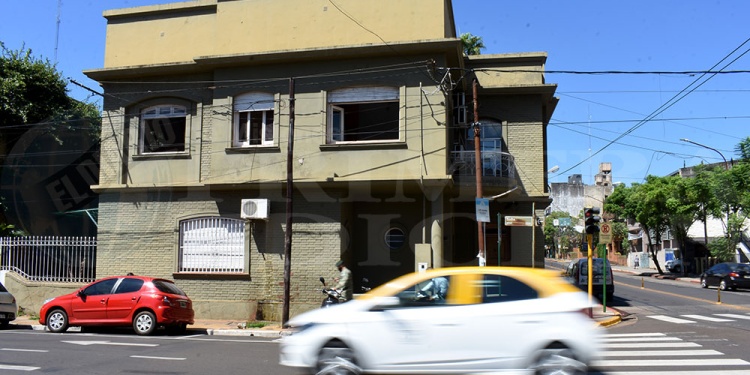 SE DISPUSO SU CIERRE. Técnicamente no se puede clausurar una residencia que nunca fue habilitada.