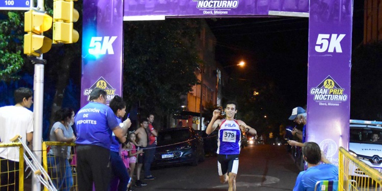 EN CASA. Agustín Da Silva se adueñó de la segunda en la Capital del Monte.