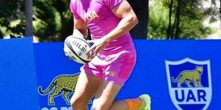 ENFOCADO. Martín Bogado pelea por un lugar en el XV inicial de Jaguares.