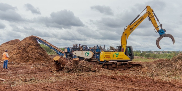 RESIDUOS. Comenzó con el chipeo de 450 toneladas de ramas y árboles.
