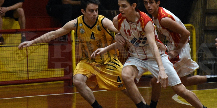 CARA A CARA. El duelo entre el Felino y el Oriental se concretará en el estadio de la Unión Cultural de Eldorado.