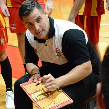 Agustín Ponissi - Tokio