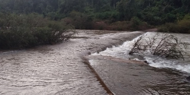 Debido a las abundantes precipitaciones registradas en la zona durante los últimos días, el paso que conecta con el Parque Provincial Moconá se encuentra cerrado / imagen de archivo