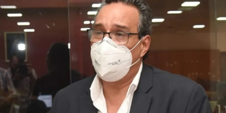 HUGO JAVIER GONZÁLEZ. El gobernador cumple prisión domiciliaria.