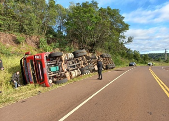 Vuelco de camión en Ruta 17