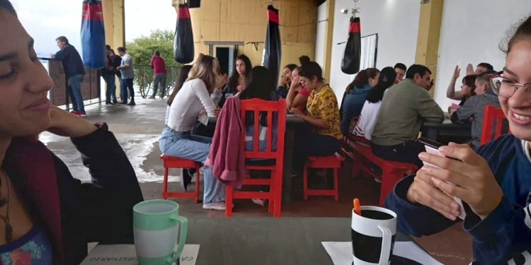 CAFÉ. Funciona de forma gratuita en el subsuelo del Anfiteatro Manuel Antonio Ramírez