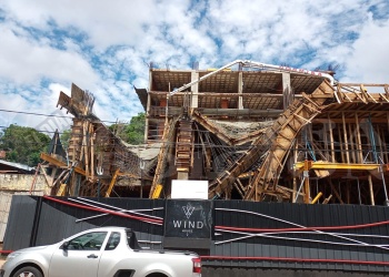 Evoluciona bien el obrero herido en derrumbe del edificio en construcción