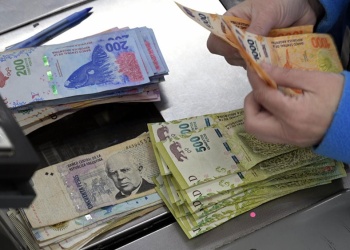 Ganancias: por la alta inflación, piden que sólo tributen salarios de más de $ 300.000