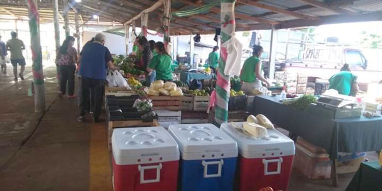 LAS SEDES. Las ferias francas estarán abiertas el Jueves Santo.