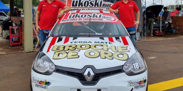 ESTÁ TODO OK. Lukoski, de experiencia en karting, se presenta en la Clase 3.