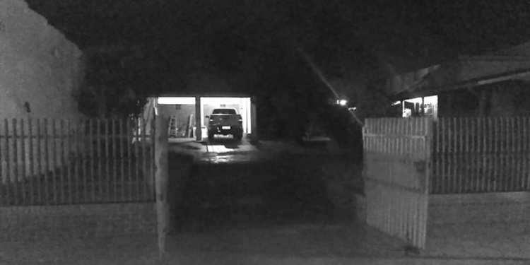 VIERNES 14 DE MAYO 2021. La vivienda del empresario de Garuhapé fue “visitada” para robarle 65 mil dólares y joyas.