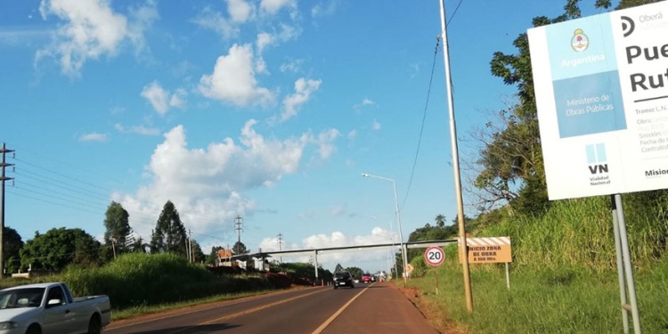 ACCIDENTES. Educadores y vecinos pidieron por décadas una solución para el peligroso cruce de la ruta 14 donde murió una alumana.