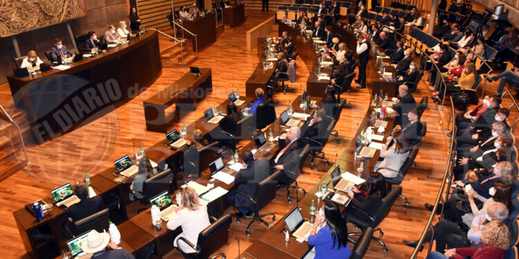 SÍ LA PREFERENCIA. El pleno no acompañó a Pianesi a su pedido sobre tablas, pero le dio los votos necesarios para que se estudie en el trabajo en comisiones. Ayer se trató el BUE y la derogación de la Ley de Lemas se dejó para la semana entrante. (Archivo)