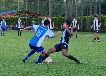 El ascenso posadeño se pondrá al día este finde