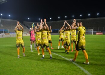 Crucero del Norte pisó fuerte en San Nicolás y pelea bien arriba