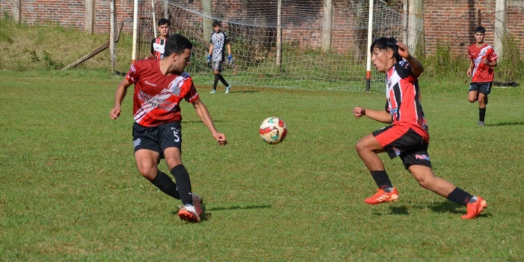 VICTORIA. Ex Alumnos 185 se llevó la victoria sobre River de Villa Bonita. (Prensa LROF)