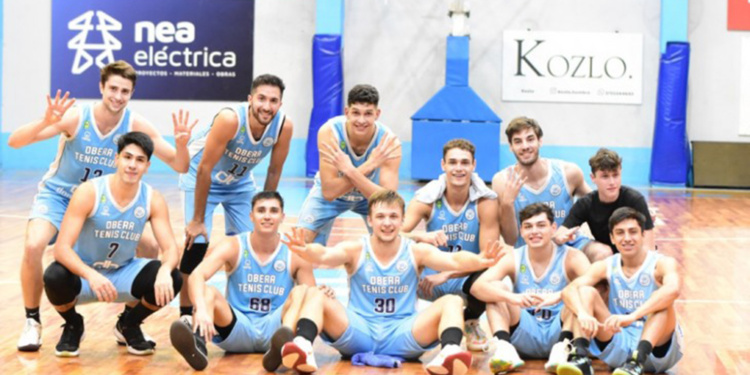 VAMOS LOS PIBES. El semillero del Celeste buscará dar el golpe en casa. El Xeneize será el rival de esta noche.