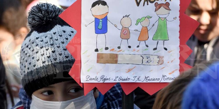 Estudiantes posadeños se unieron para prevenir y concientizar sobre el tabaco