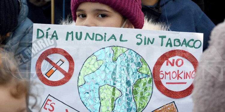 Estudiantes posadeños se unieron para prevenir y concientizar sobre el tabaco