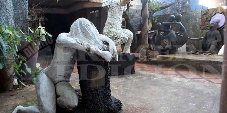 Levantó un “mundo” de esculturas e hizo del arte un estilo de vida