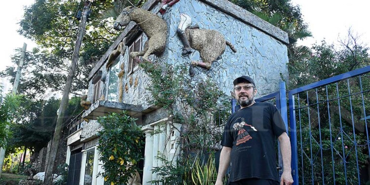 Levantó un “mundo” de esculturas e hizo del arte un estilo de vida