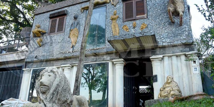 Levantó un “mundo” de esculturas e hizo del arte un estilo de vida