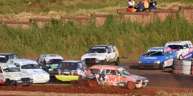 Misionero de Pista: Hubo fiesta en el asfalto posadeño