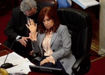 El Senado tiene 5.175 empleados para sus 72 miembros y los bloques