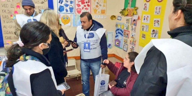 Herrera Ahuad se registró como voluntario y se sumó a los 600 mil censistas