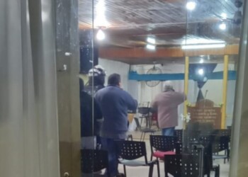 Robaron guitarras de una iglesia en Posadas