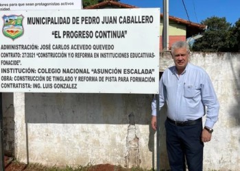 “Se está apagando” la vida del intendente paraguayo acribillado por sicarios