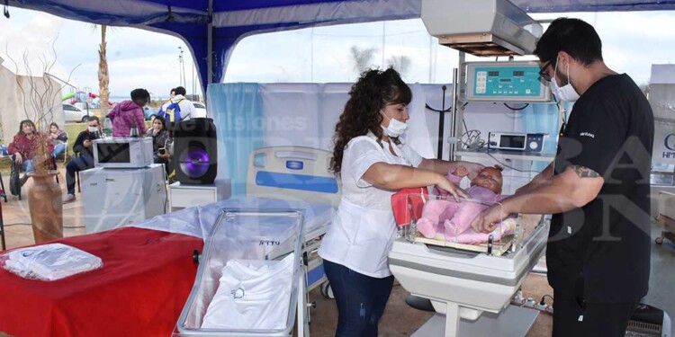 Posadas cerró la semana del parto respetado con una caminata por la costanera