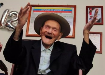 Tiene 112 años y se convirtió en el hombre mas viejo del mundo