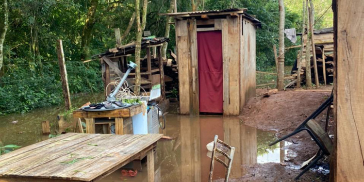Crecida del río Uruguay: se estabilizó en El Soberbio y alerta en San Javier