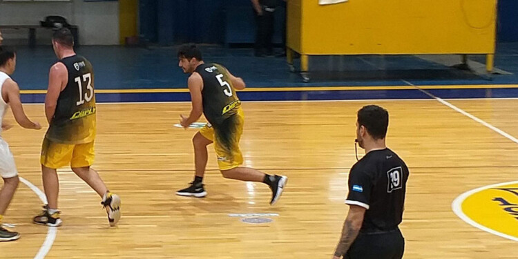 INVICTO. AEMO lleva seis triunfos en seis encuentros. (Foto: Gentileza Misiones Básket)