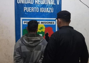 Dispararon en la cara a un menor mientras dormía