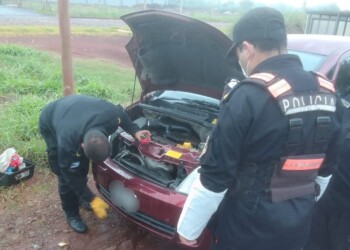 Secuestran en Oberá un auto que circulaba con papeles falsos