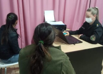 La adolescente buscada en San Ignacio ya se encuentra con su familia