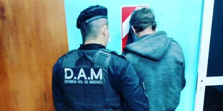 Detienen a cuatro hombres involucrados en distintos intentos de robo