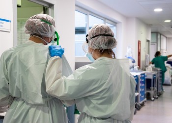 Enfermería: advierten baja de matrículas y profesionales que se van de la provincia