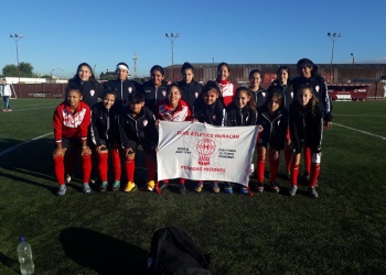 Fútbol femenino: jugadoras de Huracán serán parte de una prueba en Racing Club