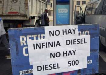 Transportistas advierten que se complica el abastecimiento de alimentos en el interior