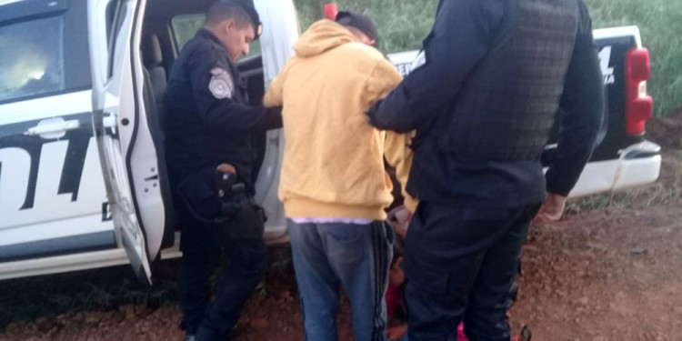 OPTÓ POR NO HABLAR. El sospechoso tras ser capturado por la policía.