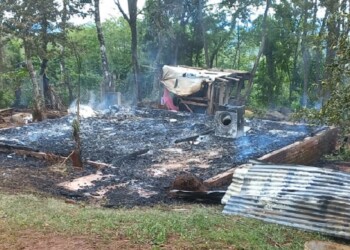Mujer falleció calcinada en el incendio de su vivienda